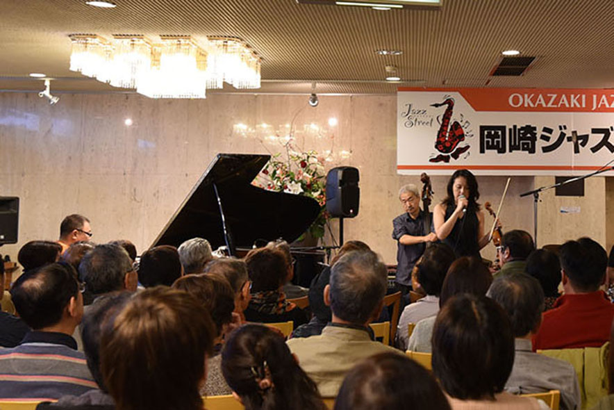岡崎ジャズストリート2015の様子