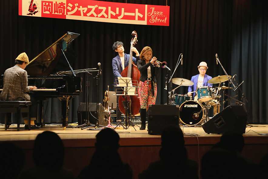 岡崎ジャズストリート2016の様子