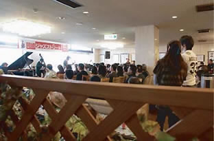 岡崎ジャズストリート2008の様子